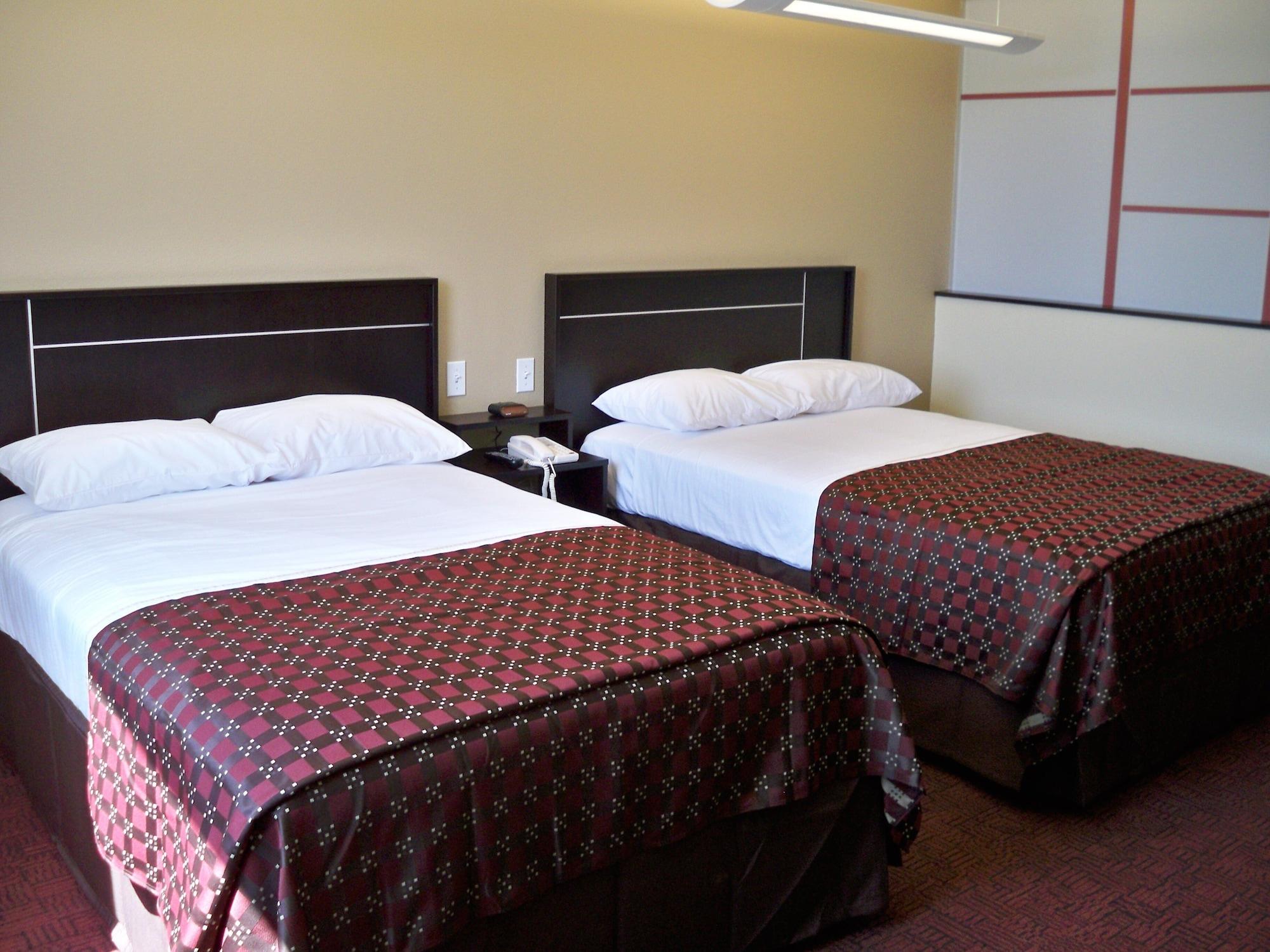Red Roof Inn & Suites Beaumont Room photo